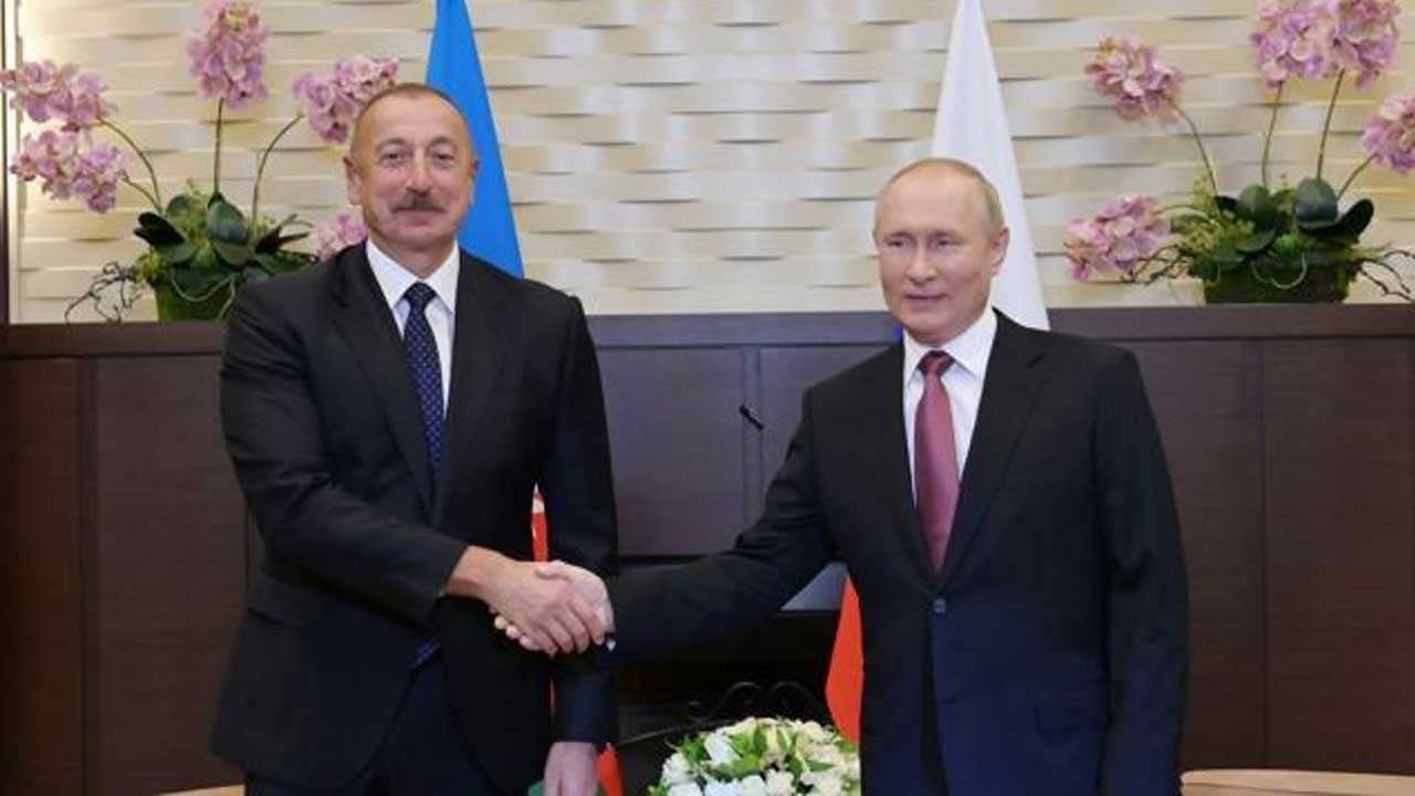 Putin ve Aliyev, Azerbaycan uçağının düşmesiyle ilgili görüştü