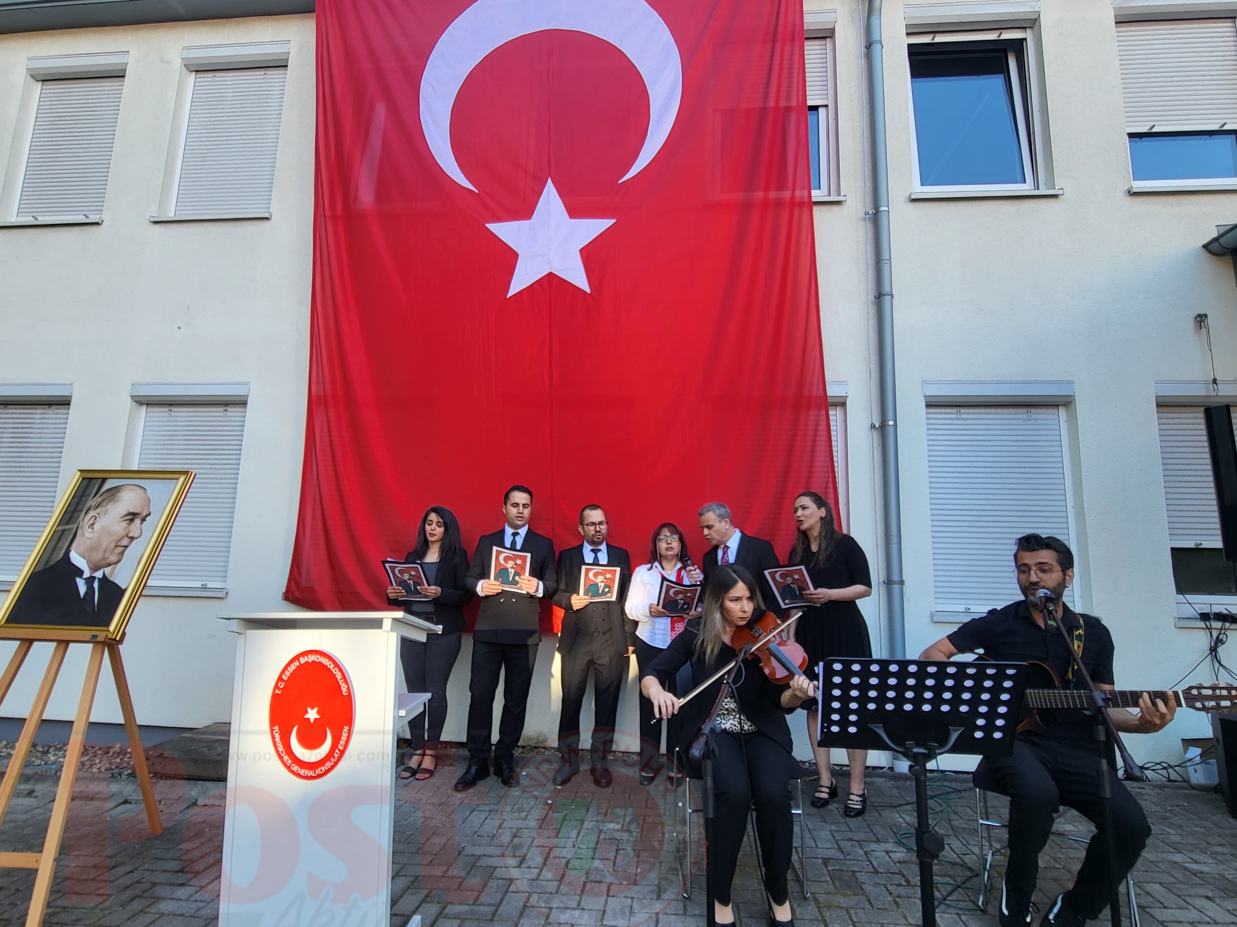 Essen Başkonsolosluğu’nda 19 Mayıs Coşkusu