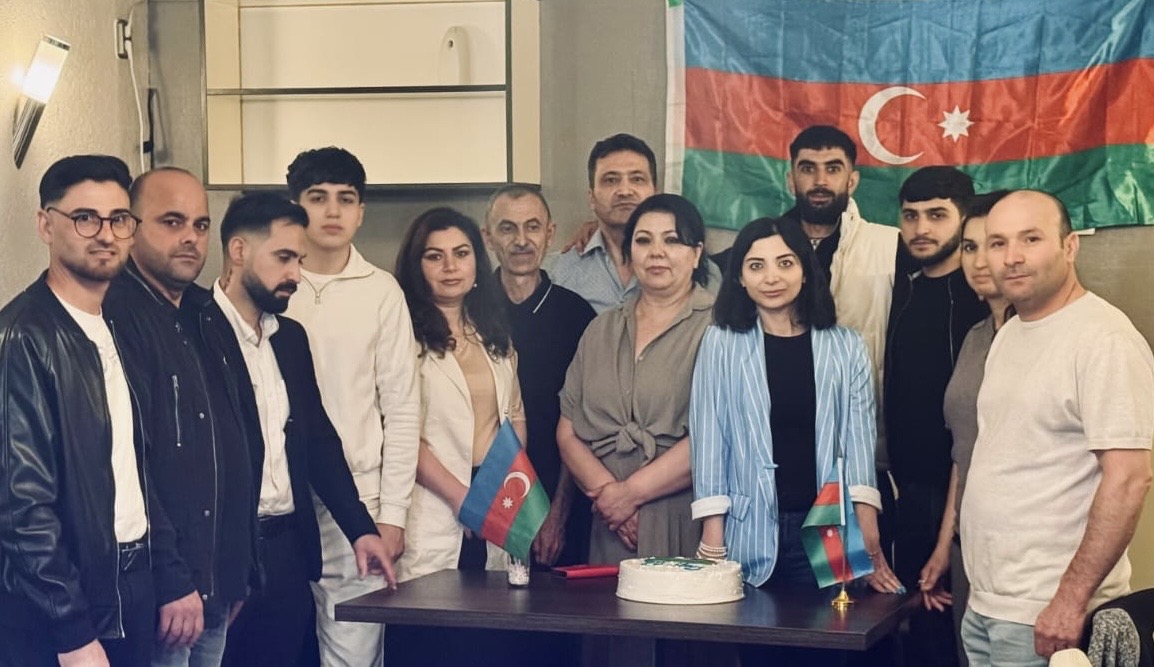 Düsseldorf’ta Azerbaycan’ın Bağımsızlık Günü Coşkusu