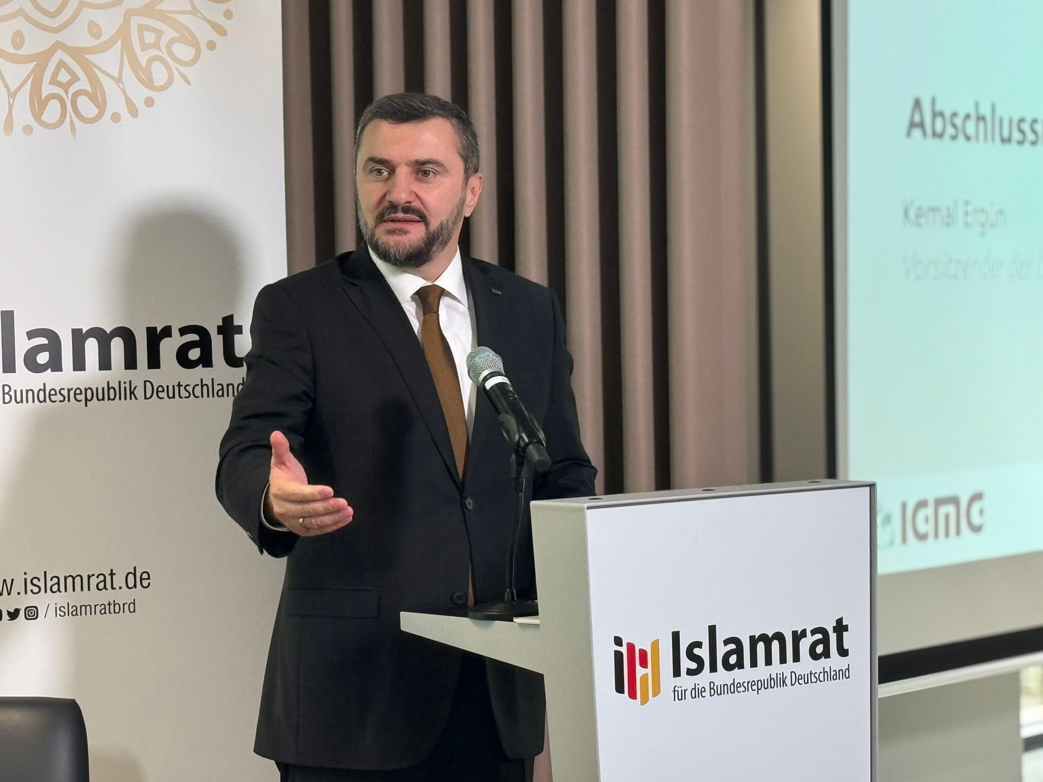 Almanya’da Müslüman Temsili Masaya Yatırıldı
