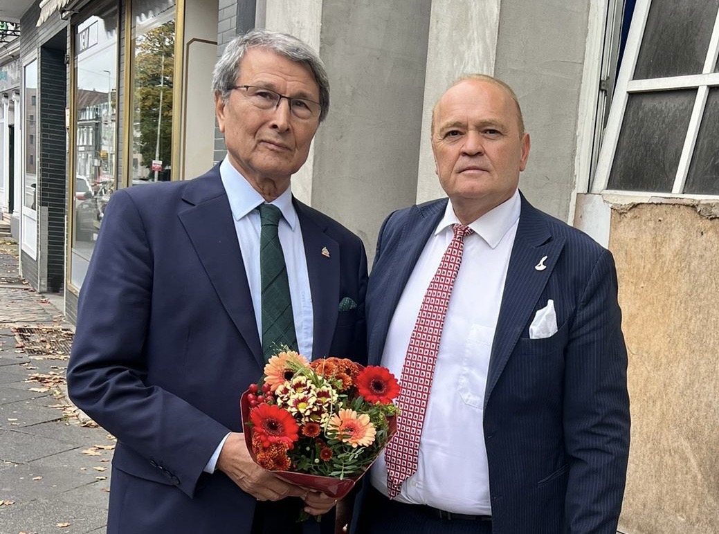 Prof. Dr. Yusuf Halaçoğlu Almanya’da Partililerle Buluştu