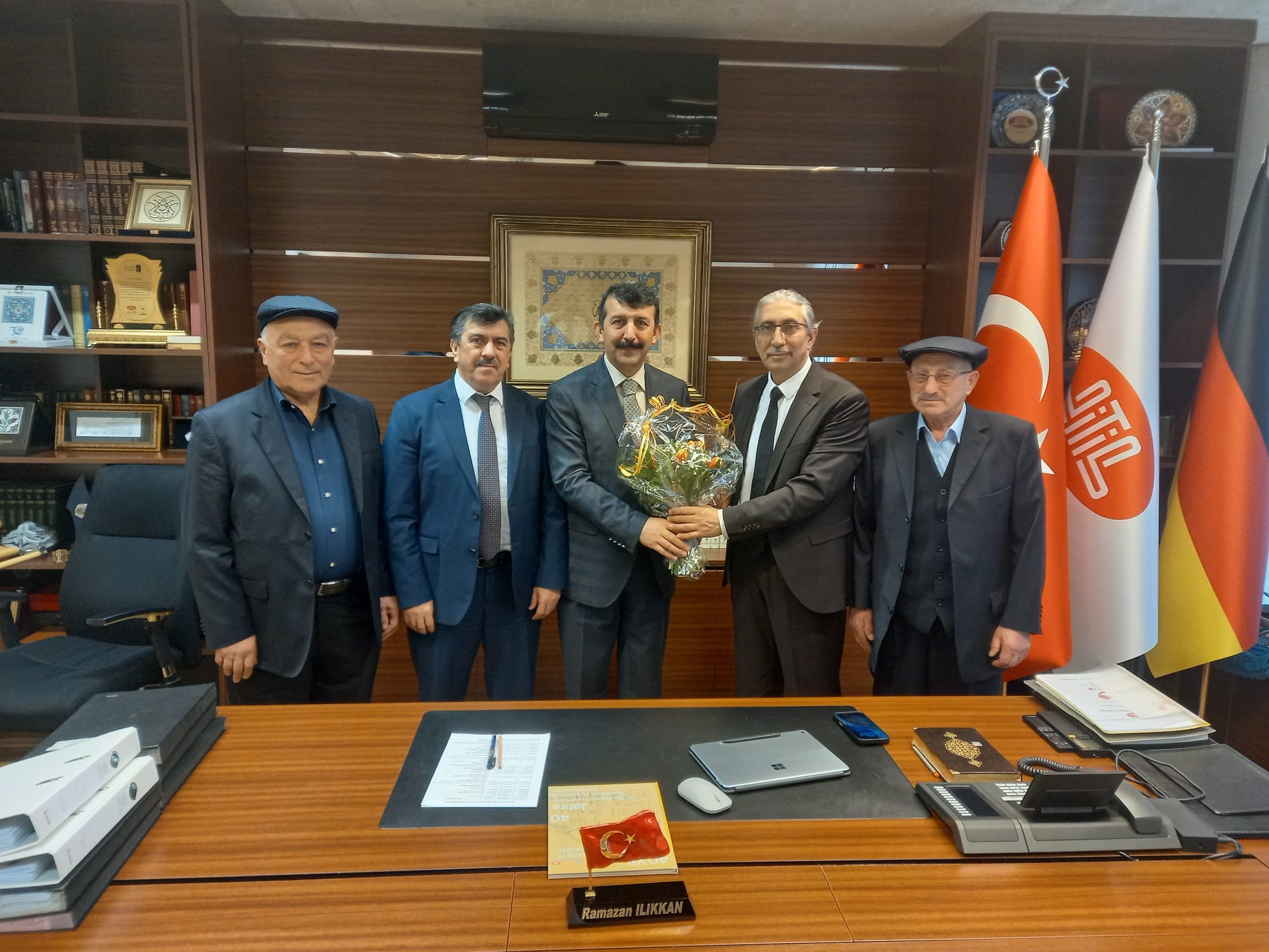 DİTİB Genel Başkanı Ramazan ILIKKAN DİTİB DUİSBURG WANHEİMERORT heyetini kabul etti